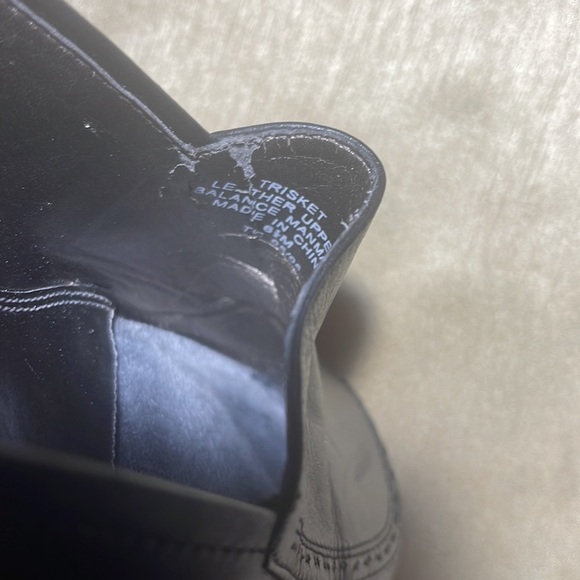 Liz Claiborne Flex “Trisket” Leather Mules Slide, Slip On Flat Shoes Size 6.5 - Picture 8 of 8